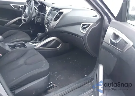 2012 Hyundai Veloster Base W/Black from USA, damaged, VIN KMHTC6AD5CU065315